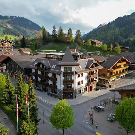 Miiro The Mansard Hotel Gstaad Kültér fotó